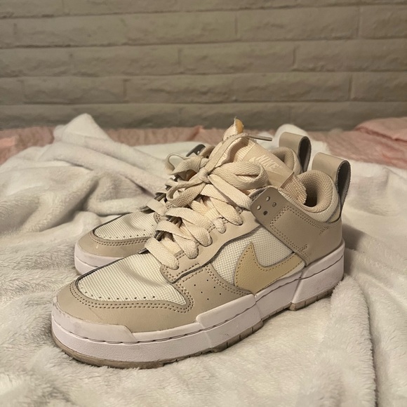 Nike Shoes - NIKE DUNK WOMENS SIZE 7
